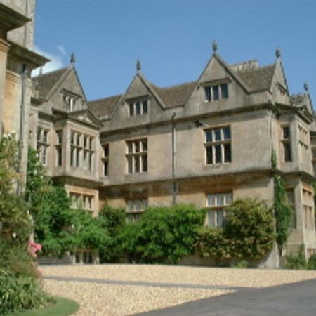 Alexander House Apartment Corsham Exterior photo